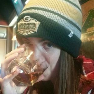 Meet your Posher, Michaela